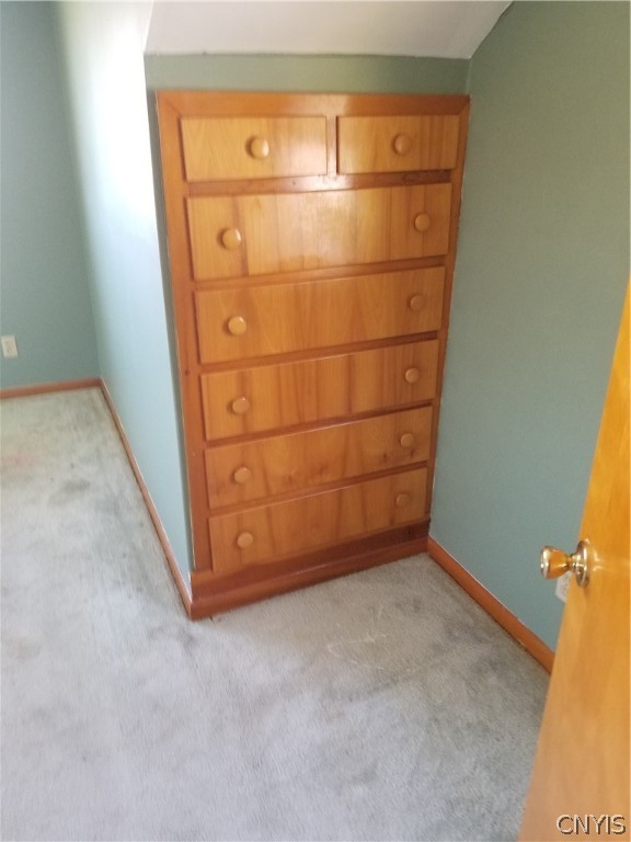 7134 Lakeshore Road Cicero, NY 13039 - Photo 35 of 40