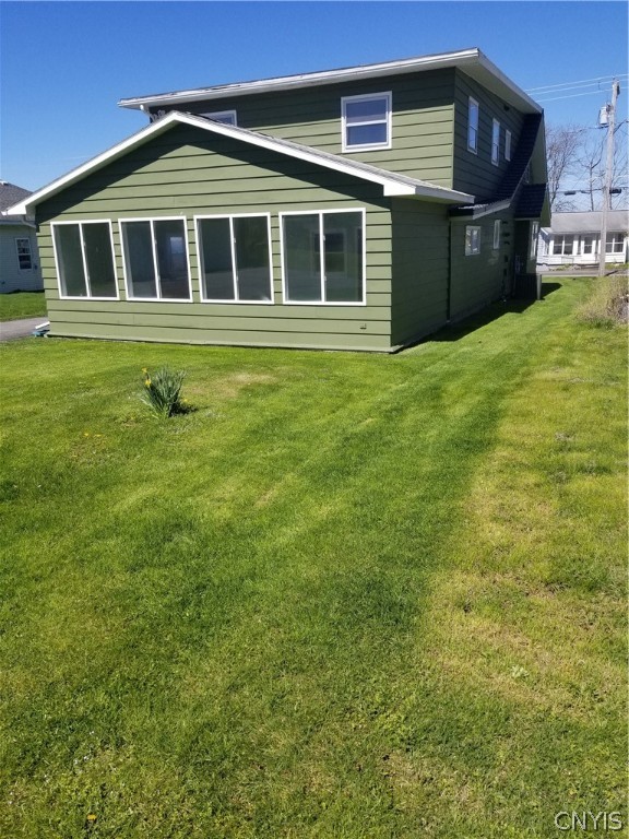 7134 Lakeshore Road Cicero, NY 13039 - Photo 9 of 40