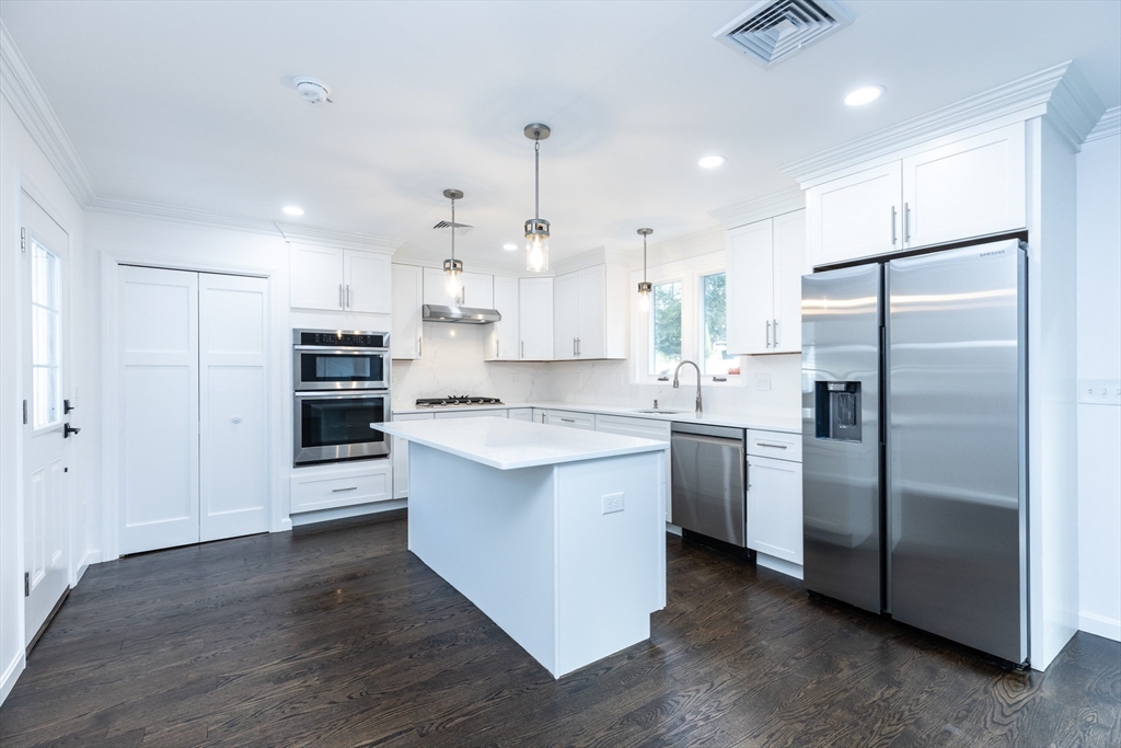64 Old Andover Road North Reading, MA 01864 - Photo 4 of 36 Gallery Image 4