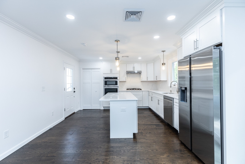 64 Old Andover Road North Reading, MA 01864 - Photo 6 of 36 Gallery Image 6