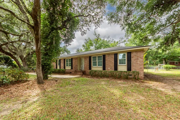 $3,400 | 777 Bonham Drive, Charleston, SC 29412
