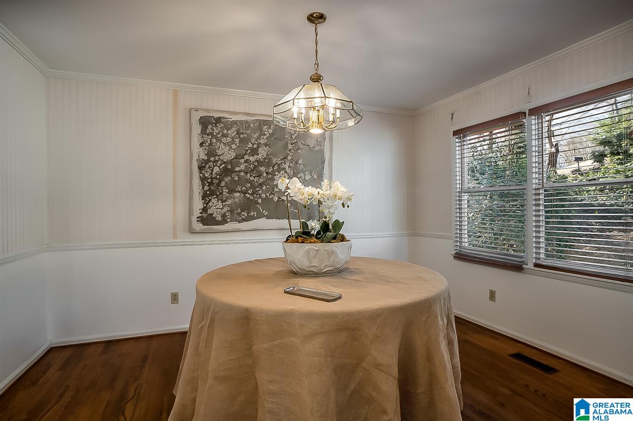 3703 Crestbrook Road Birmingham, AL 35223 - Photo 9 of 35
