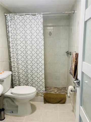 $2,300 | 1200 14th Street, Unit 6B, Miami Beach, FL 33139