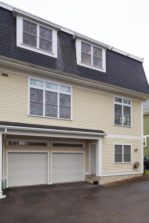 26 Dorr Street, Unit 26 Boston, MA 02119 - Photo 13 of 14