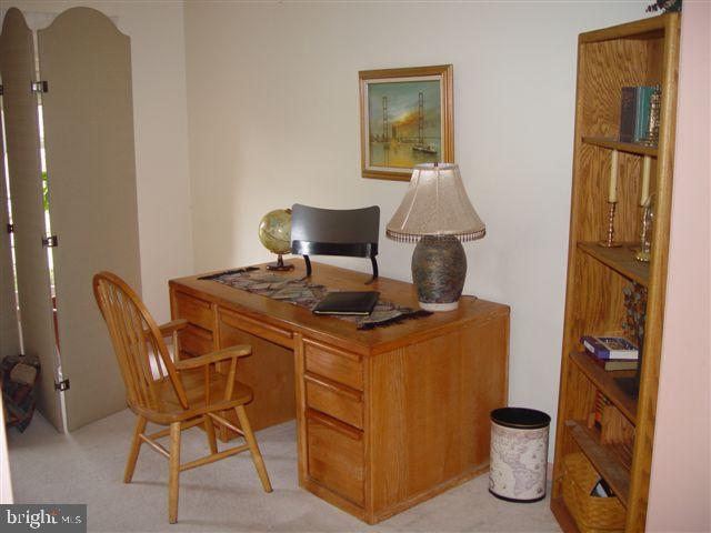 259 Kingsbridge Drive Lititz, PA 17543 - Photo 4 of 7
