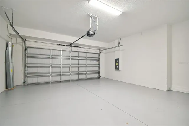 $2,395 | 8221 Corner Pine Way, New Port Richey, FL 34655