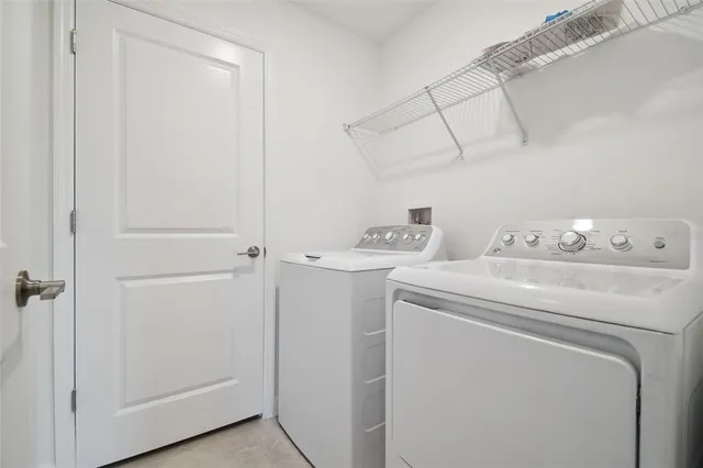 $2,395 | 8221 Corner Pine Way, New Port Richey, FL 34655