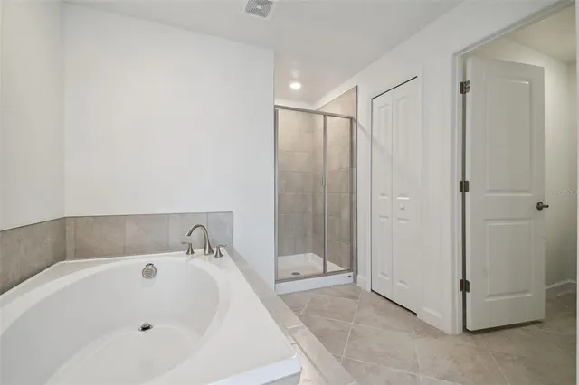 $2,395 | 8221 Corner Pine Way, New Port Richey, FL 34655