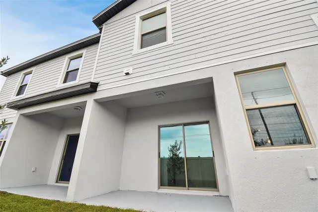 $2,395 | 8221 Corner Pine Way, New Port Richey, FL 34655