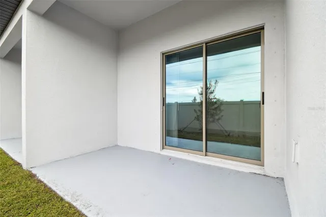 $2,395 | 8221 Corner Pine Way, New Port Richey, FL 34655