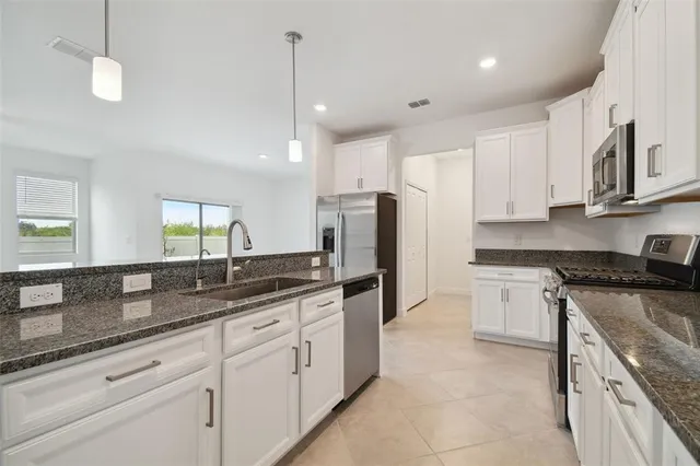 $2,395 | 8221 Corner Pine Way, New Port Richey, FL 34655