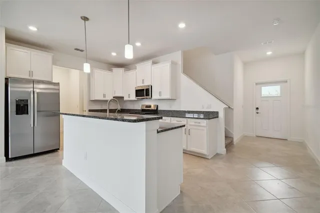 $2,395 | 8221 Corner Pine Way, New Port Richey, FL 34655