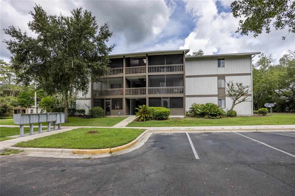 6519 West Newberry Road, Unit 704 Gainesville, FL 32607 - Photo 3 of 28 Gallery Image 3
