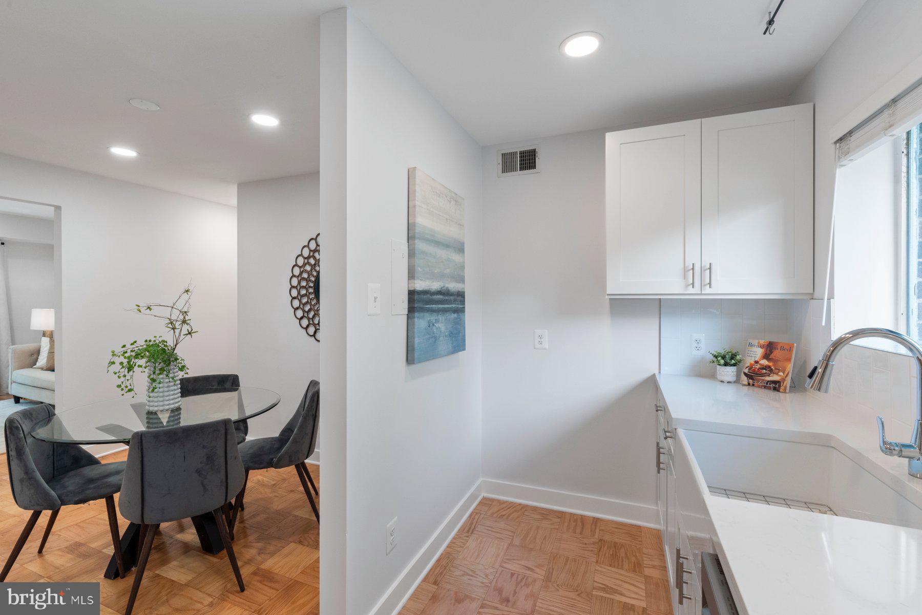 11609 Vantage Hill Road, Unit 12B Reston, VA 20190 - Photo 8 of 39