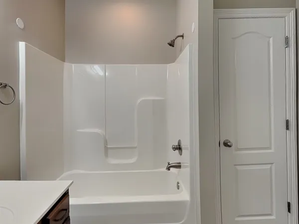 $2,169 | 839 South Westland Avenue, Gallatin, TN 37066