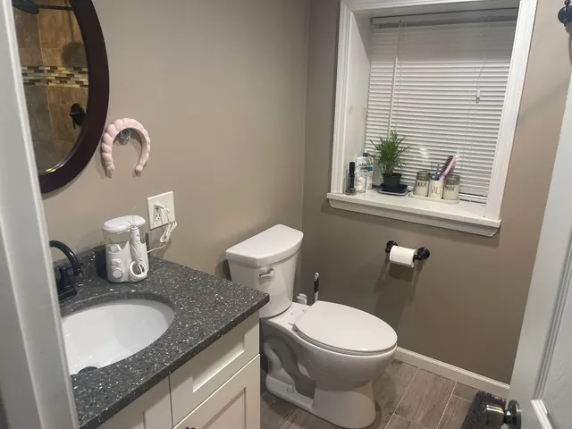 $369,900 | 2213 South Oakley Avenue, Chicago, IL 60608