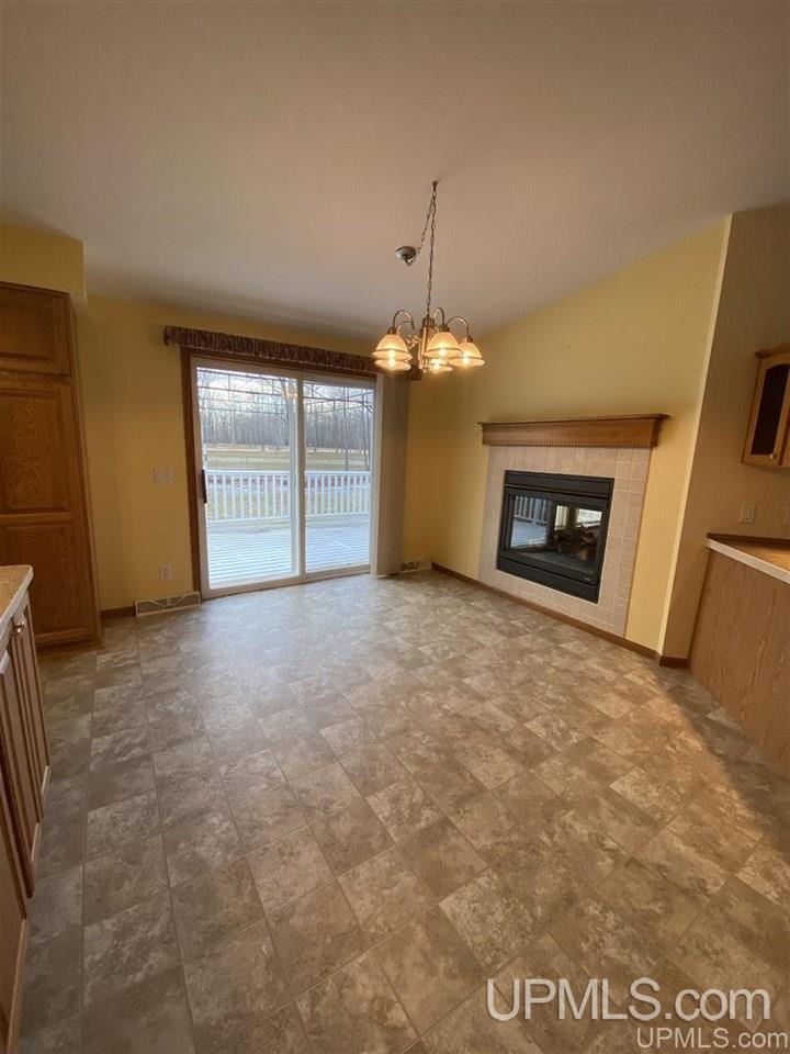 66 Tipperary Road Gladstone, MI 49837 - Photo 13 of 41 Gallery Image 13