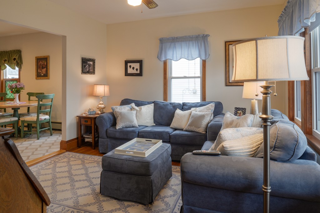 10 Laurent Road Salem, MA 01970 - Photo 4 of 30 Gallery Image 4