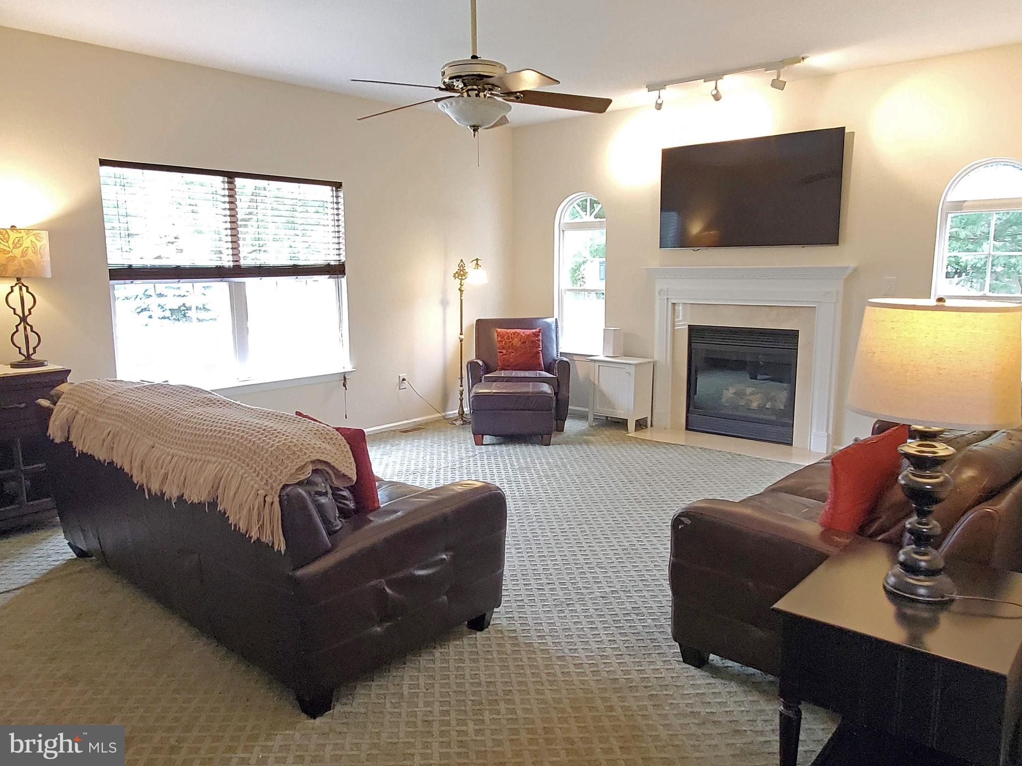 148 Salina Road Sewell, NJ 08080 - Photo 6 of 37