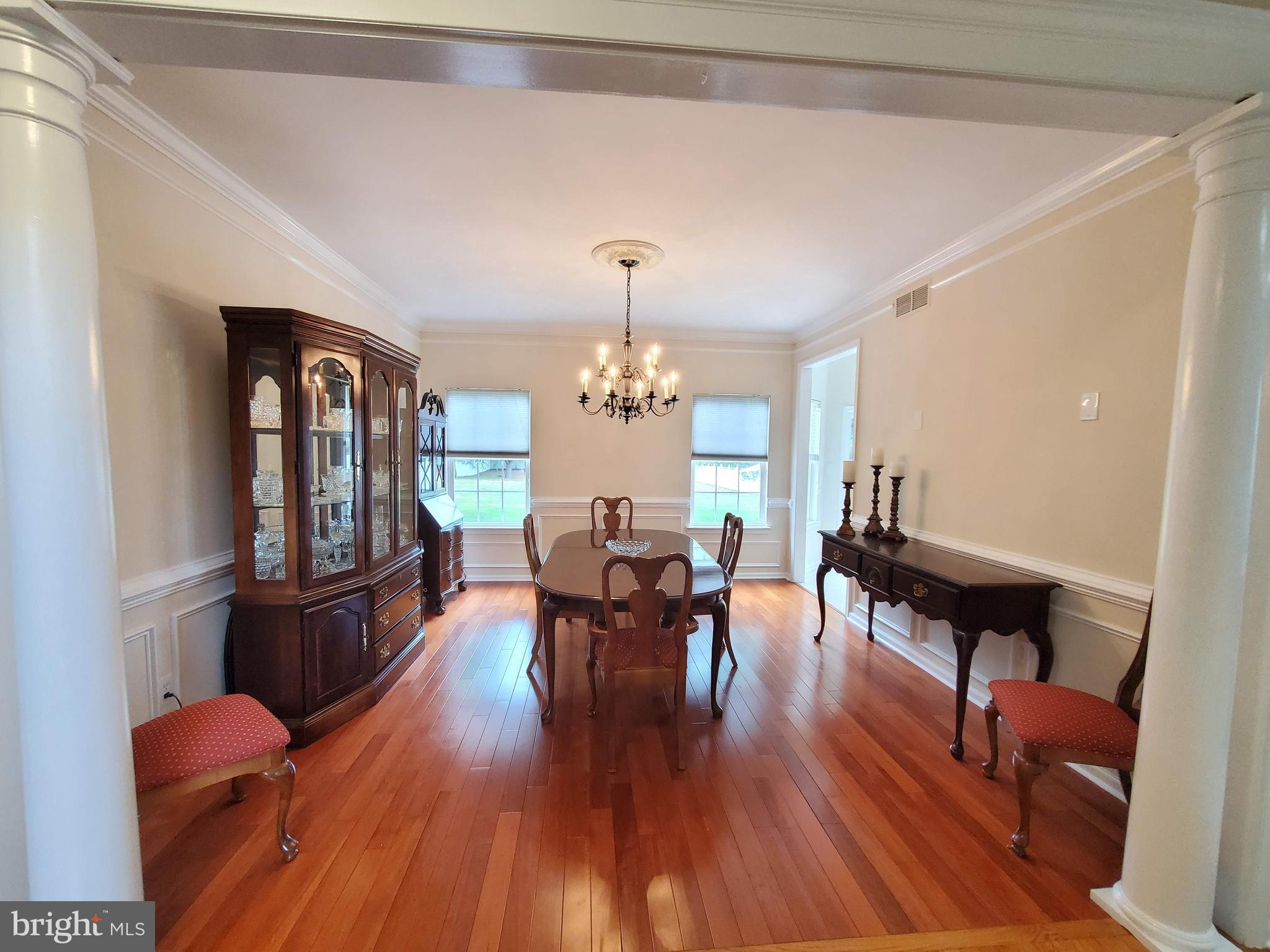 148 Salina Road Sewell, NJ 08080 - Photo 8 of 37 DIning Room