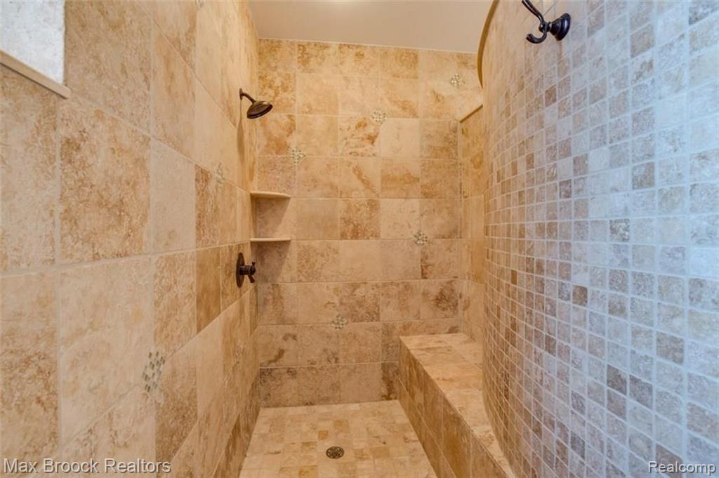 2766 North Addison Circle Rochester, MI 48306 - Photo 30 of 69