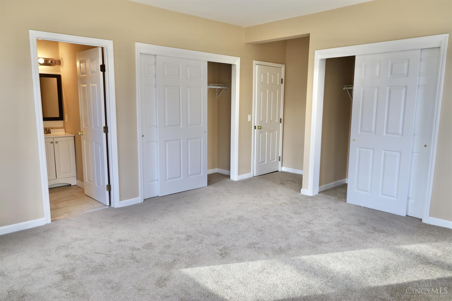 54 West Sharon Road Cincinnati, OH 45246 - Photo 44 of 47 Gallery Image 44