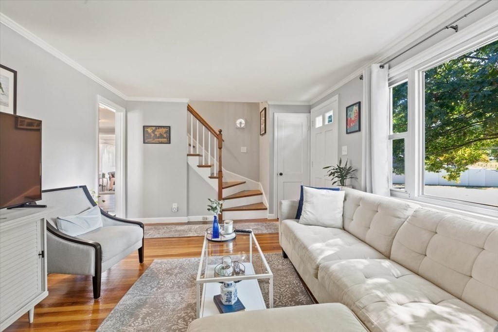 2 Hathaway Road Wilmington, MA 01887 - Photo 9 of 39 Gallery Image 9