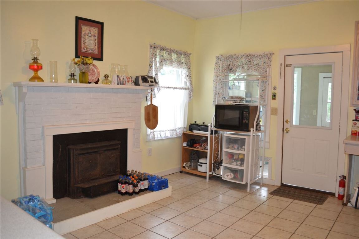 249 Jule Martin Road Anderson, SC 29621 - Photo 3 of 20