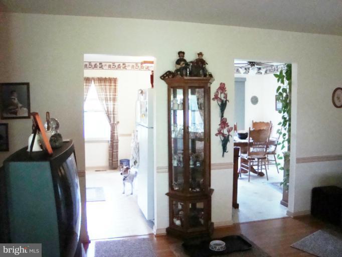 2708 Monocacy Bottom Road Adamstown, MD 21710 - Photo 28 of 30 Living Room