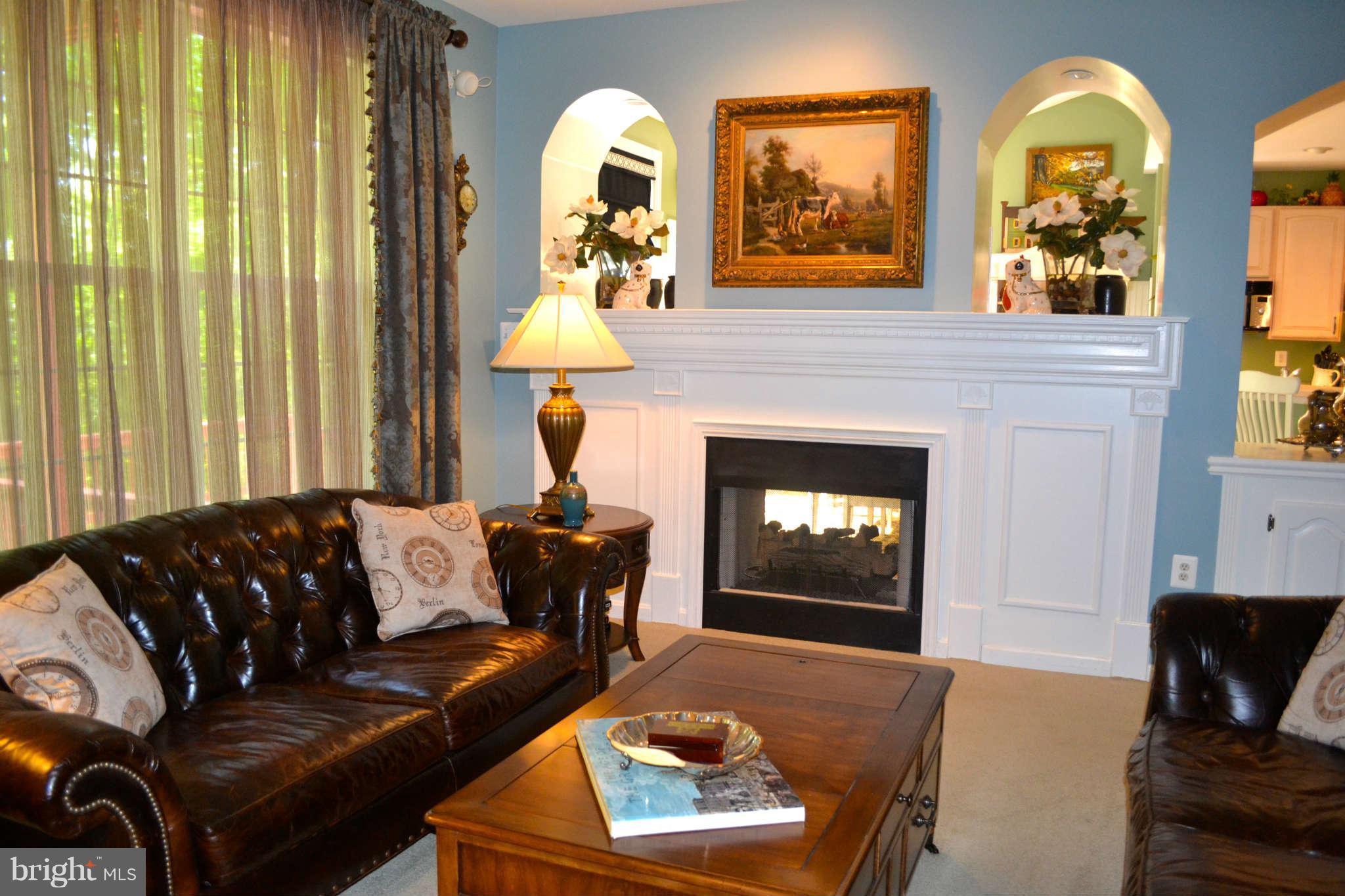 5580 Nutwell Sudley Road Deale, MD 20751 - Photo 4 of 30 Living Room