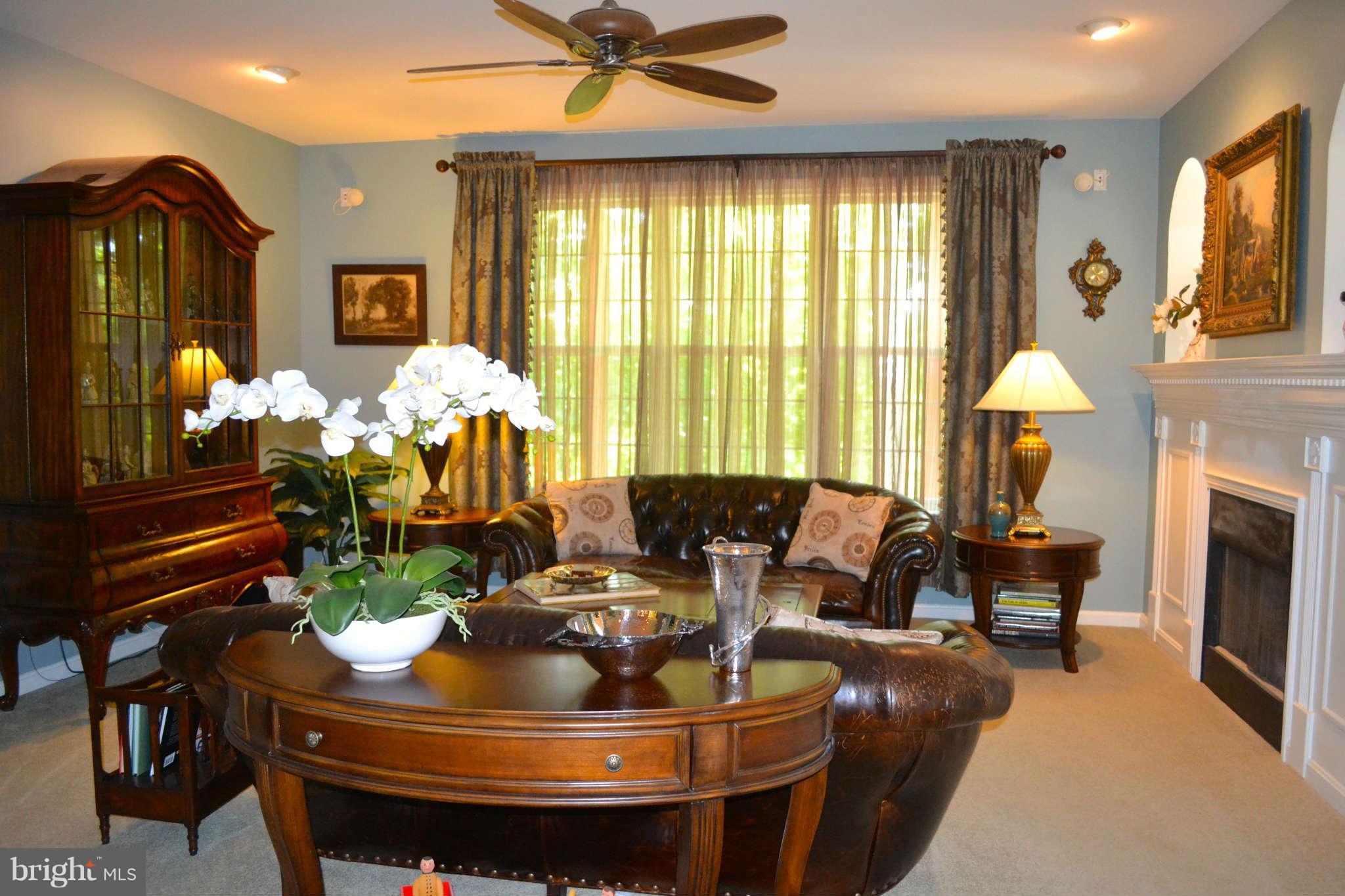 5580 Nutwell Sudley Road Deale, MD 20751 - Photo 5 of 30 Living Room