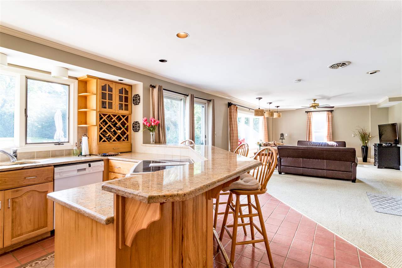 179 Exeter Road Hampton, NH 03842 - Photo 11 of 33