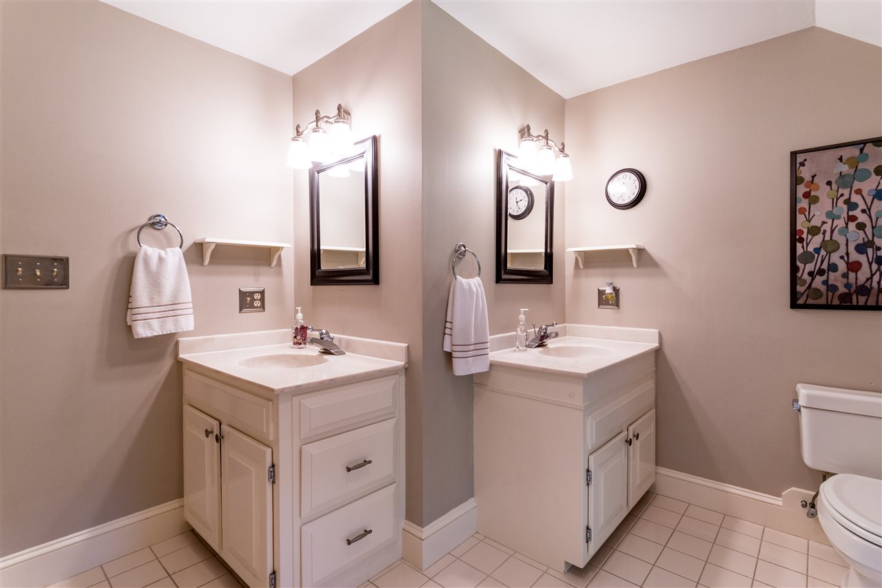 179 Exeter Road Hampton, NH 03842 - Photo 24 of 33