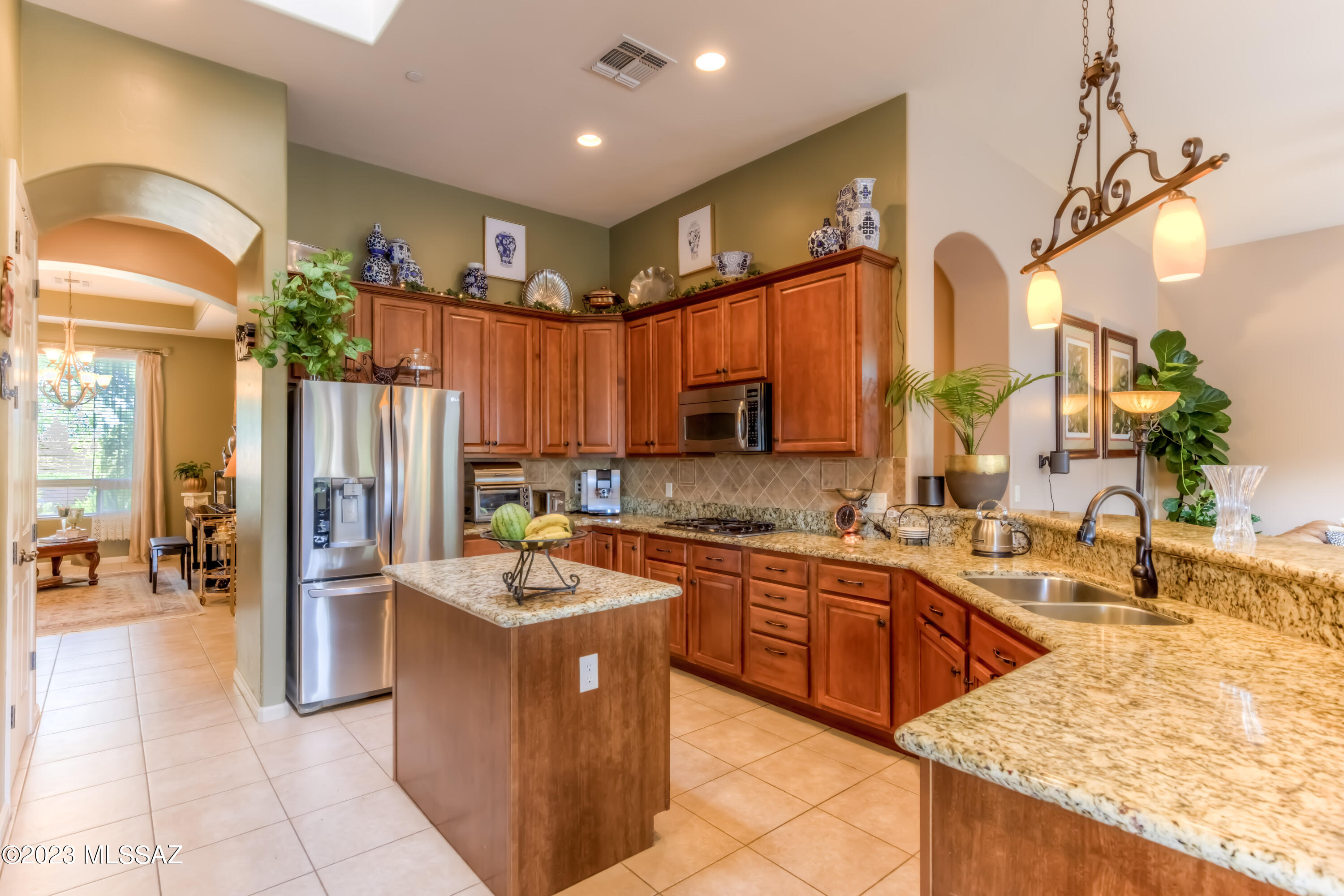 12742 North Yellow Bird Road Oro Valley, AZ 85755 - Photo 13 of 42