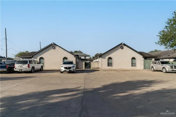 $899,000 | 304-306 West Polk Avenue, Pharr, TX 78577