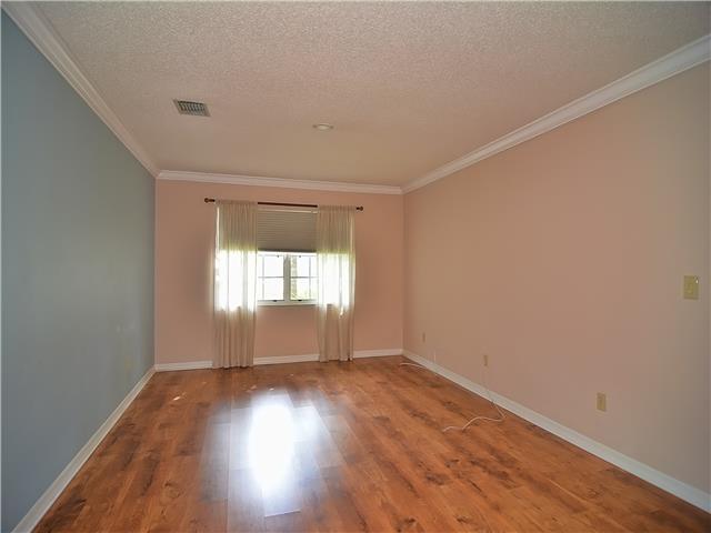 13 Palm Road Sewall's Point, FL 34996 - Photo 10 of 25 Gallery Image 10