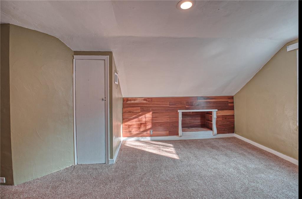 805 Greenhill Road Pittsburgh, PA 15209 - Photo 12 of 17 bedroom