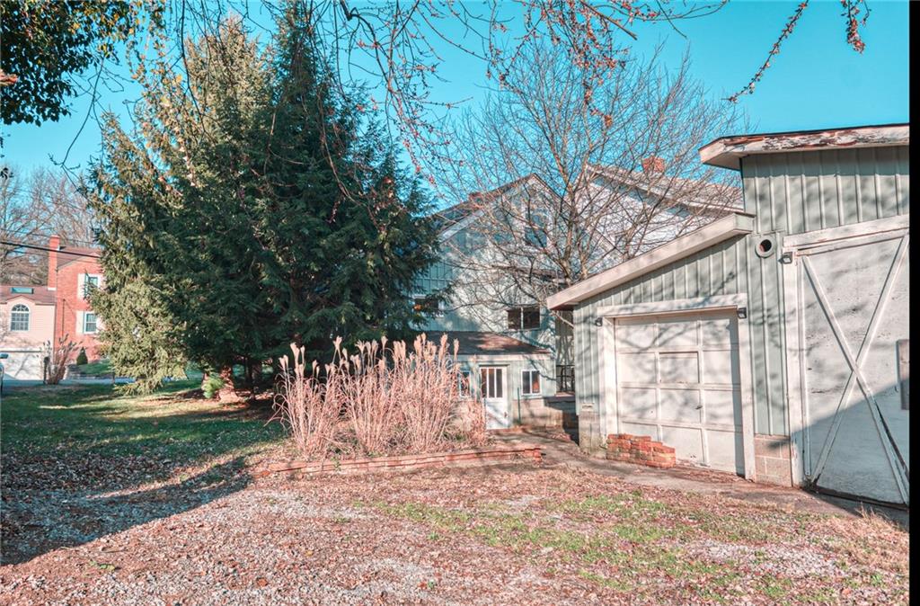 805 Greenhill Road Pittsburgh, PA 15209 - Photo 16 of 17 Gallery Image 16