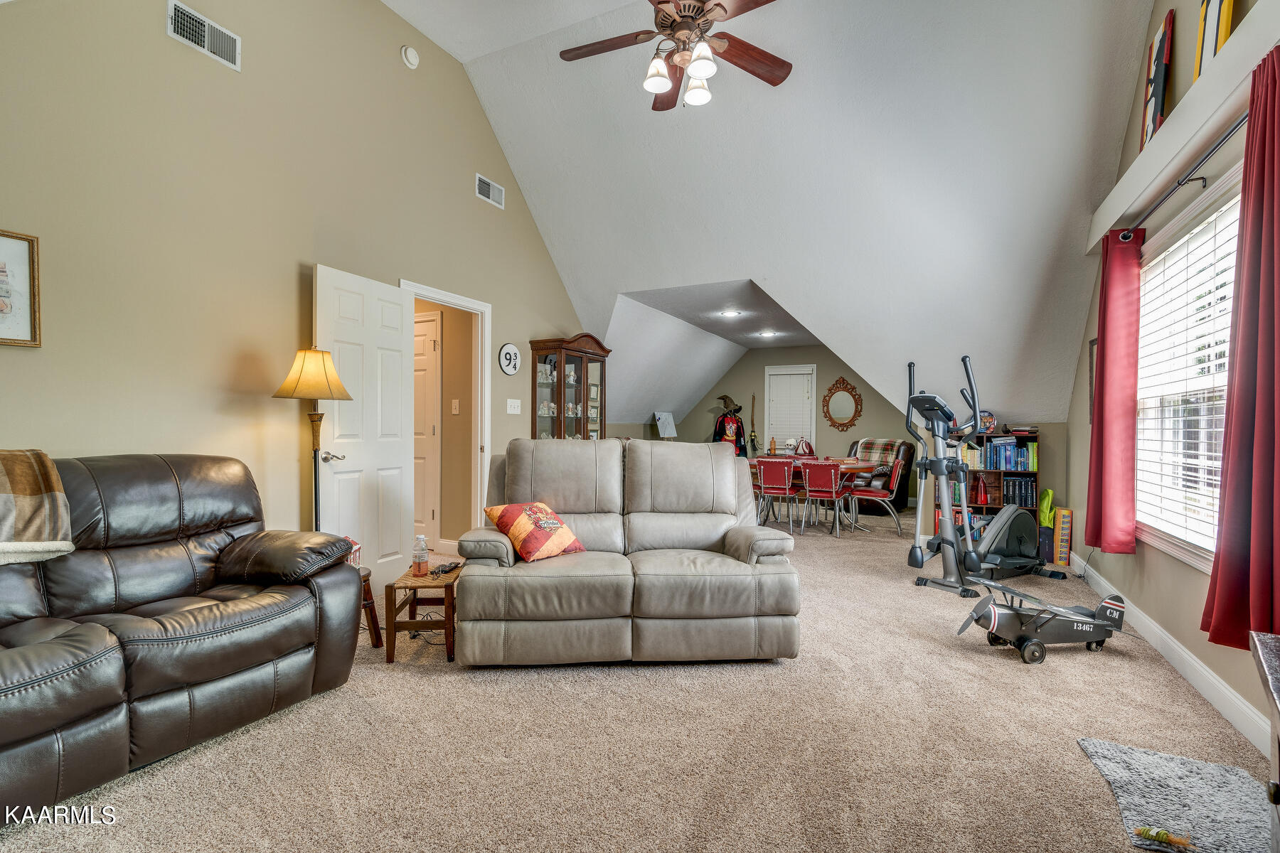 13023 Sedgefield Road Knoxville, TN 37934 - Photo 29 of 40 038