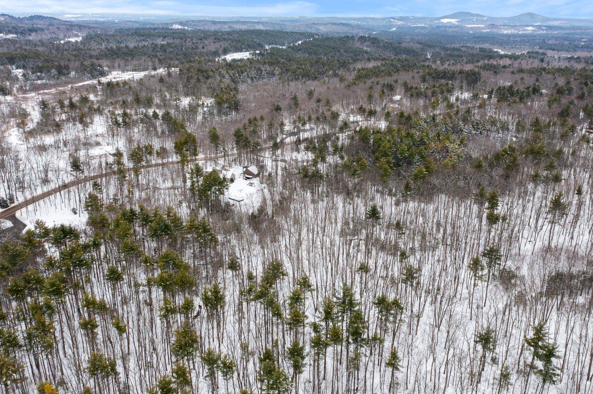 94 Allen Road Bow, NH 03304 - Photo 6 of 8