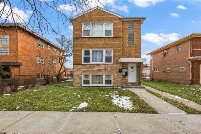 $459,000 | 9521 South Michigan Avenue, Chicago, IL 60628