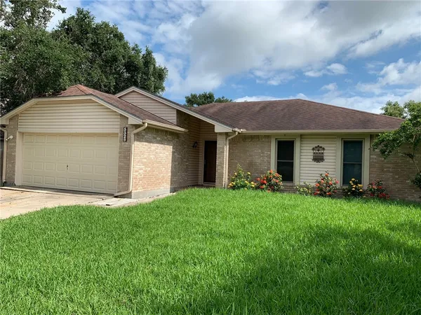 $1,850 | 5329 Inverness Drive, Corpus Christi, TX 78413
