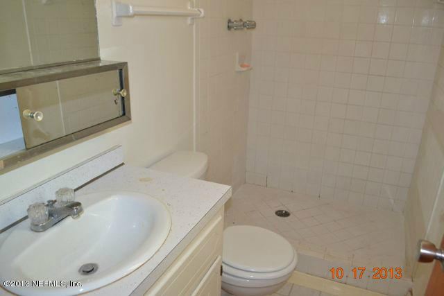 5958 Kinkaid Road Jacksonville, FL 32244 - Photo 9 of 12 9 Bath