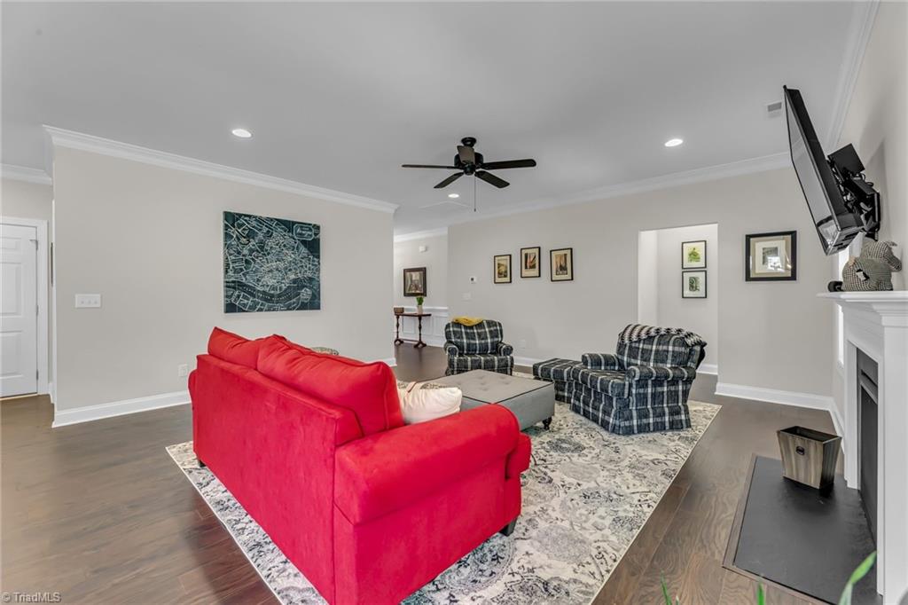 5535 Glad Acres Road Pfafftown, NC 27040 - Photo 4 of 31 Gallery Image 4