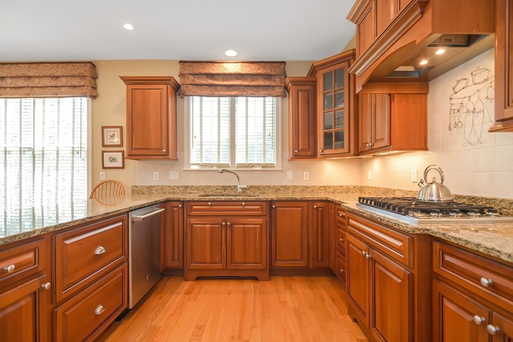 41 Adams Farm Road, Unit 41 Shrewsbury, MA 01545 - Photo 12 of 42 Gallery Image 12