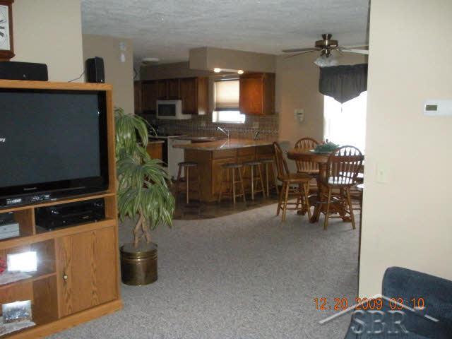 20068978-6.JPG