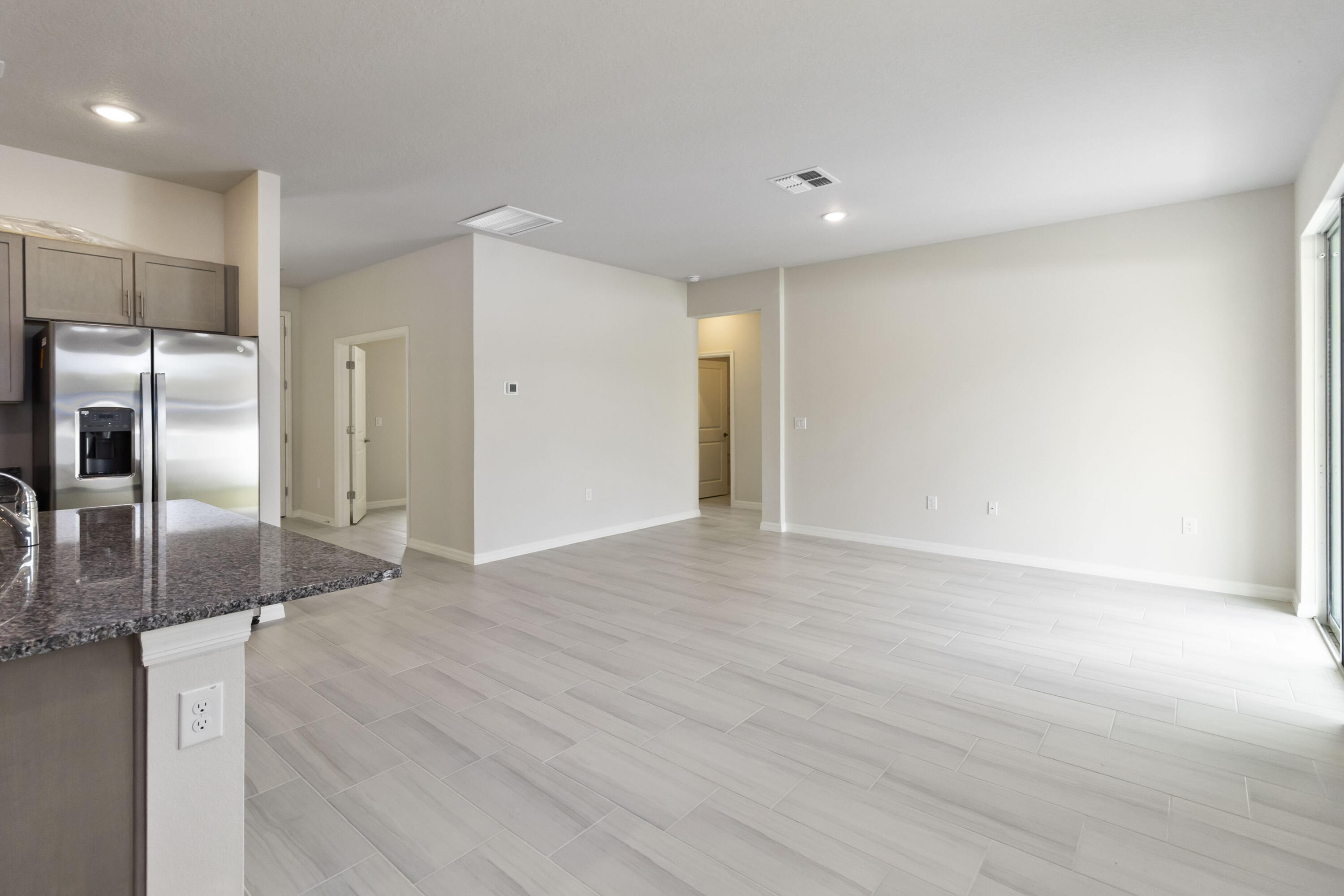 218 High Road Northwest Palm Bay, FL 32907 - Photo 10 of 27 013