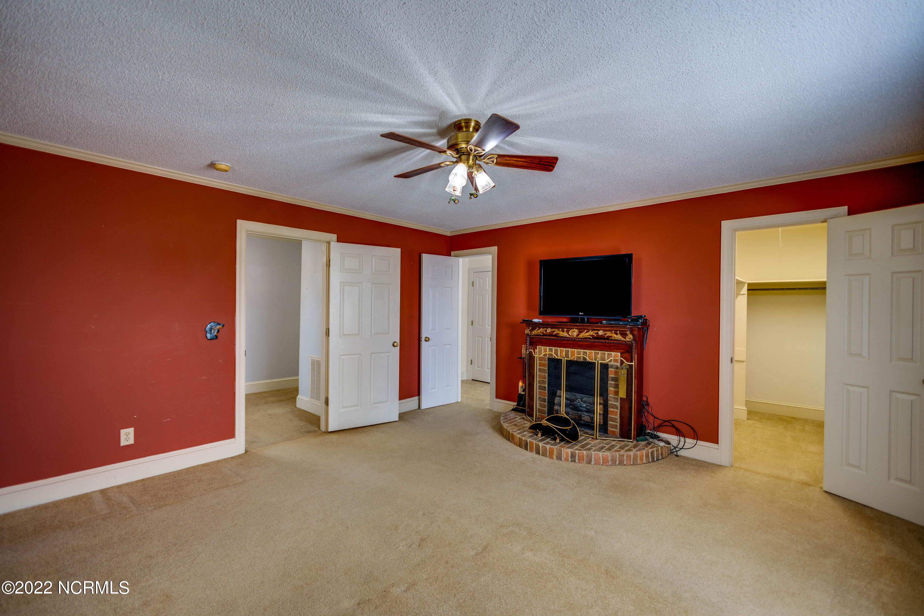 4877 Sam Everett Road Robersonville, NC 27871 - Photo 14 of 49 Primary Bedroom View 2