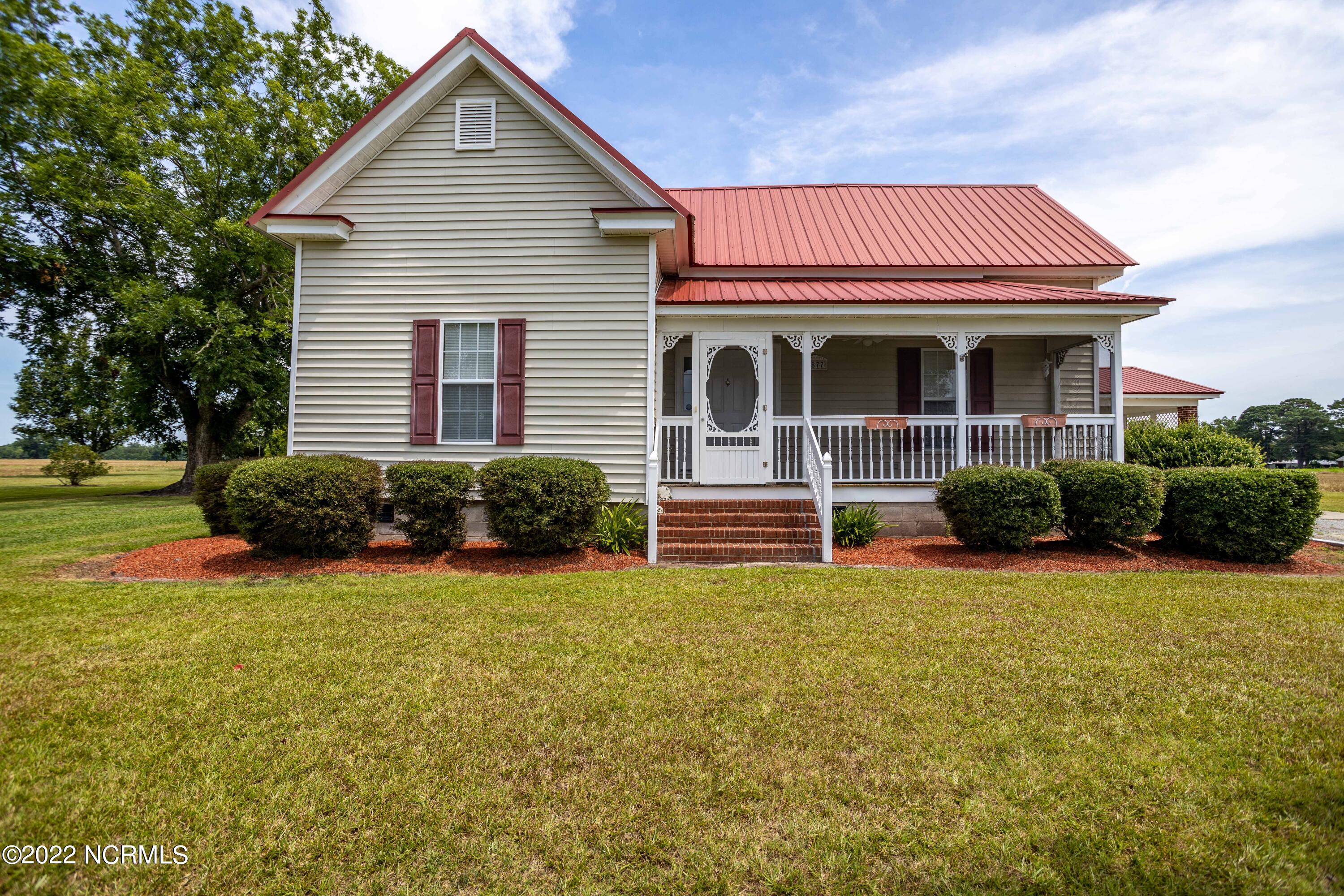 4877 Sam Everett Road Robersonville, NC 27871 - Photo 3 of 49 Front View 2