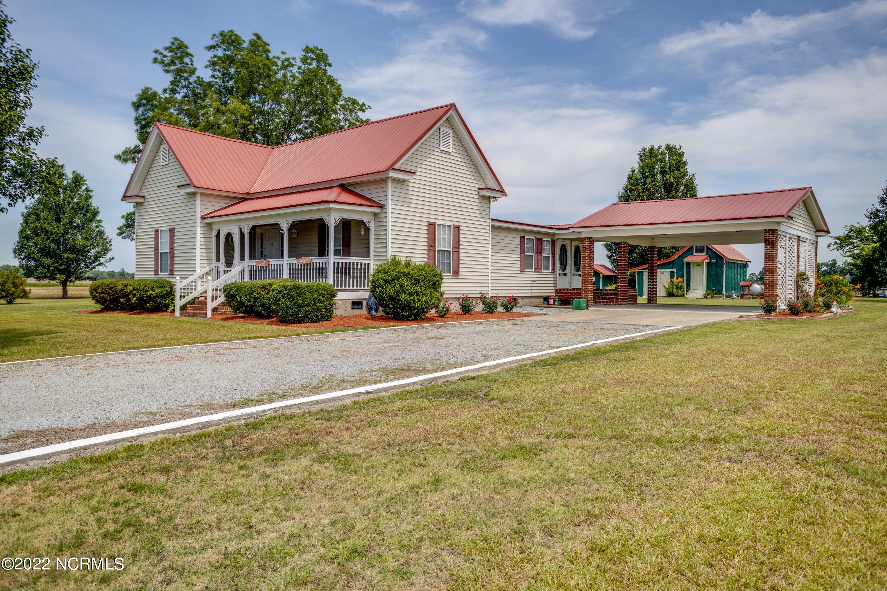 4877 Sam Everett Road Robersonville, NC 27871 - Photo 36 of 49 Side View